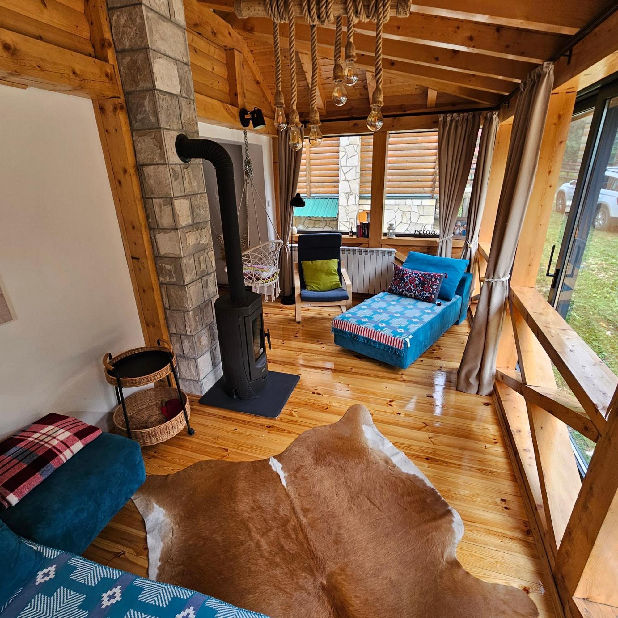 Black Lake Chalet Жабляк Экстерьер фото