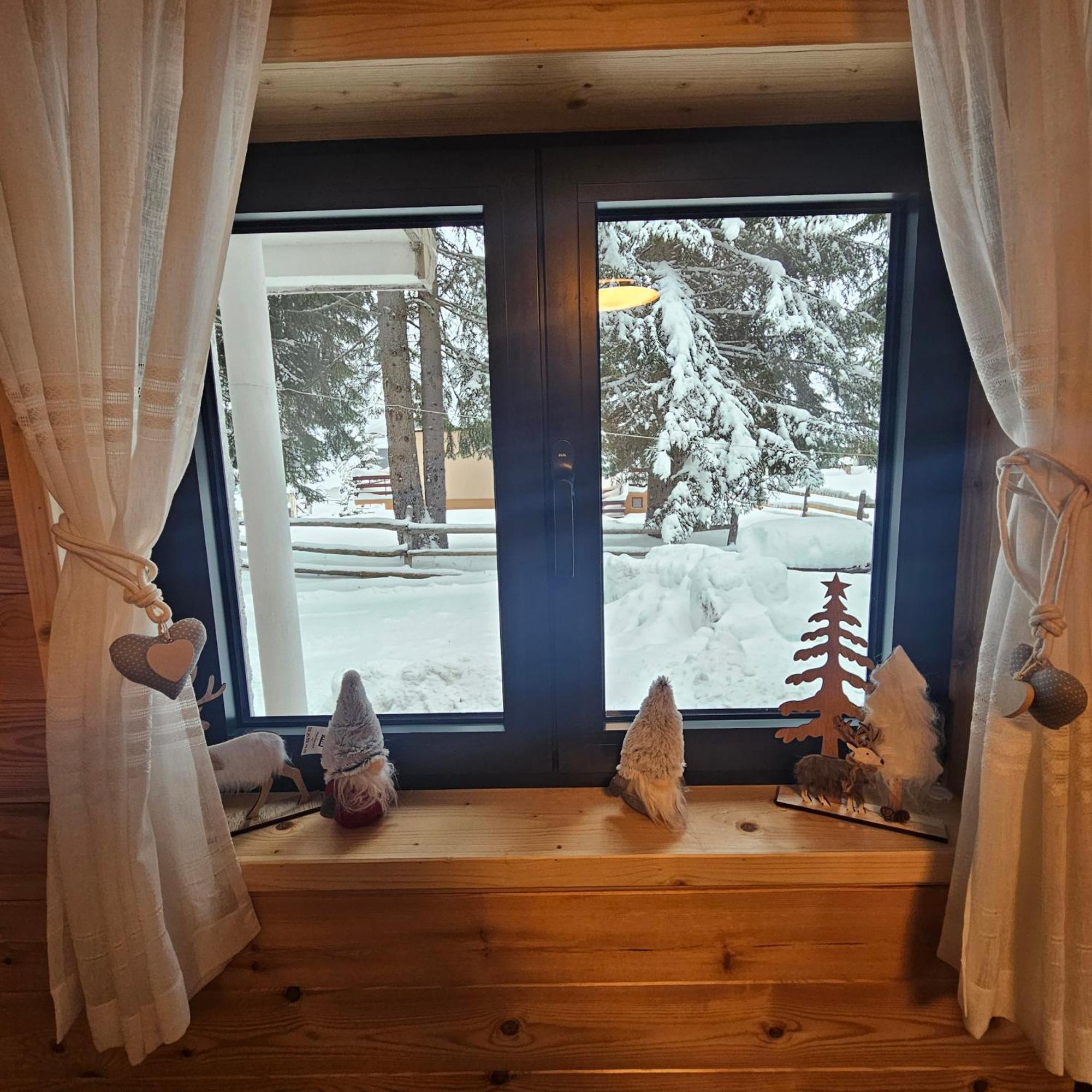 Black Lake Chalet Жабляк Экстерьер фото