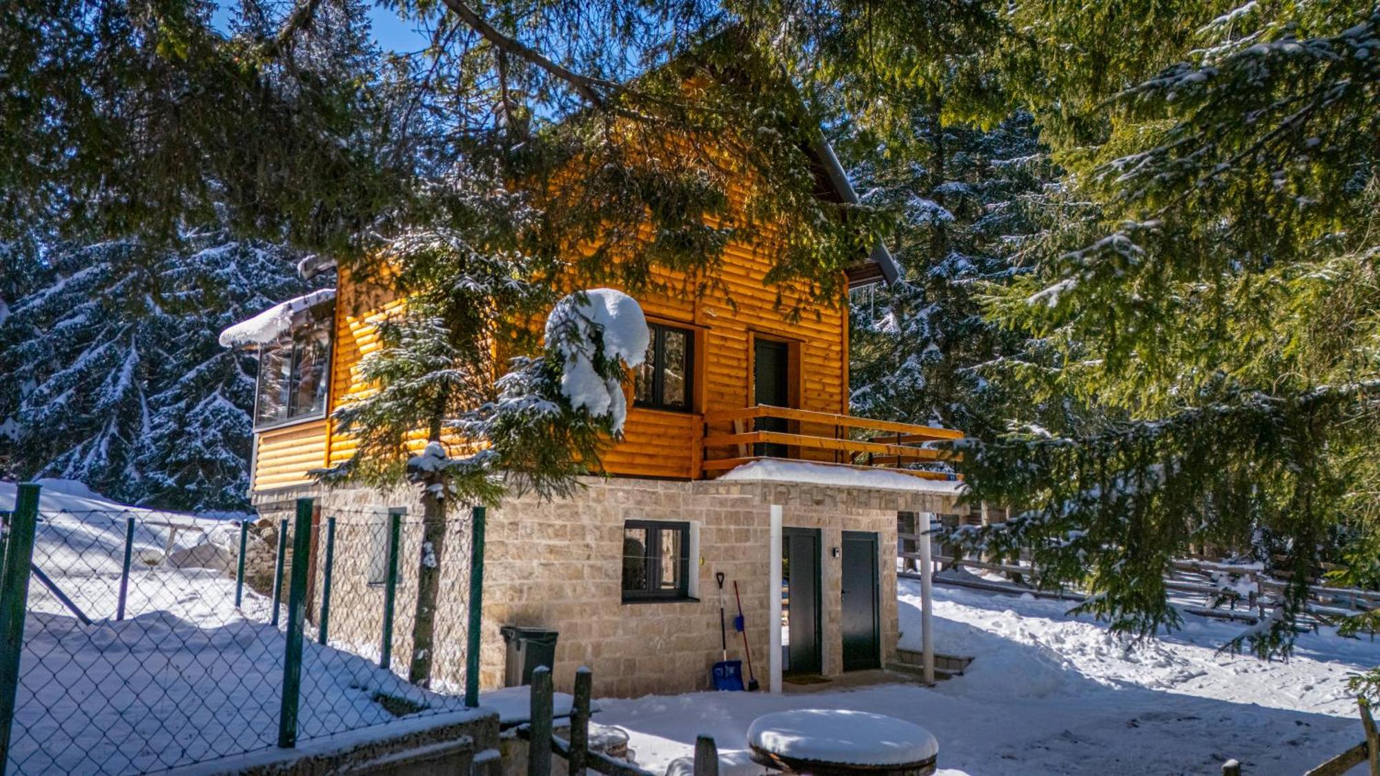 Black Lake Chalet Жабляк Экстерьер фото